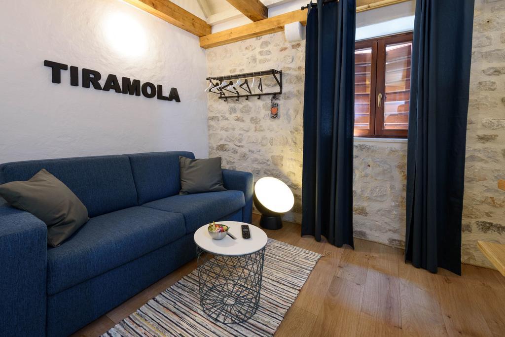 Apartments & Rooms Tiramola - Old Town Trogir Exterior photo